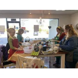 Bath Bomb Classes an excellent private gathering event for you and close family or friends!