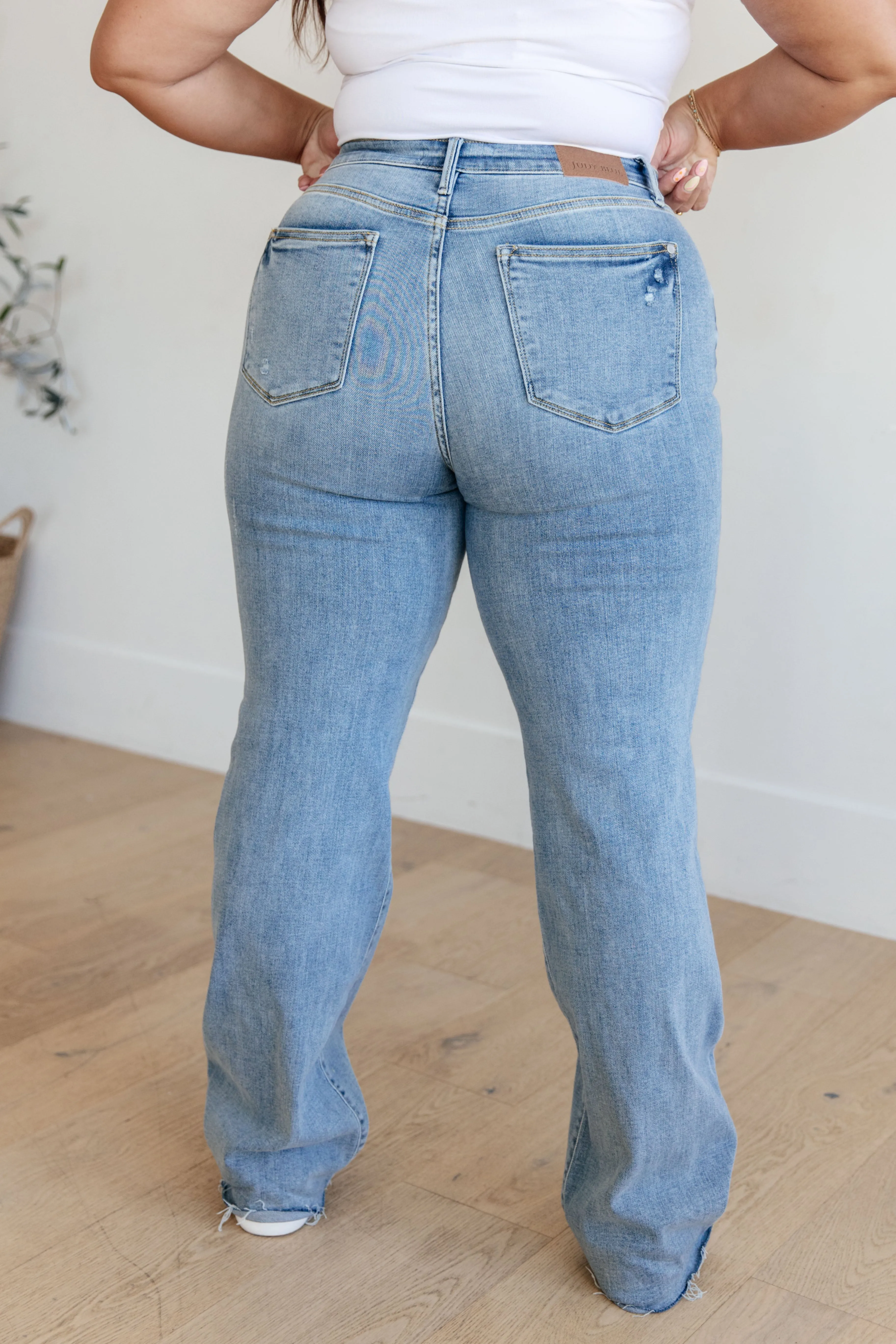 Mildred High Rise V Front Waistband Straight Jeans by Judy Blue